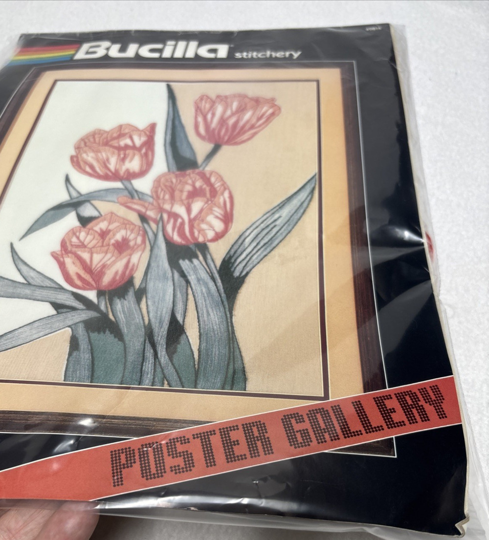 Vtg Bucilla Tulip Floral Kit Red and Pink 49814 Poster Gallery Embroidery 18x24